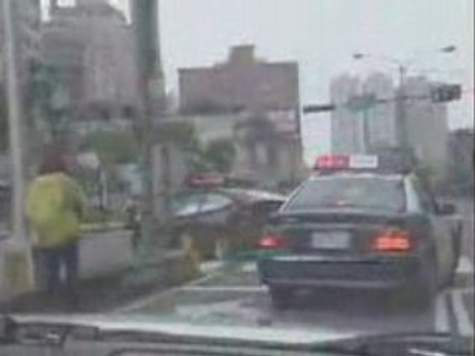 Course poursuite à Taïwan (Choquant)