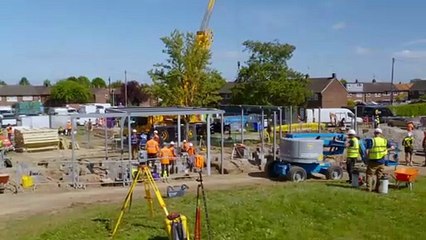 DIY SOS - Season 34 Episode 100 - (special) Gladiators Special