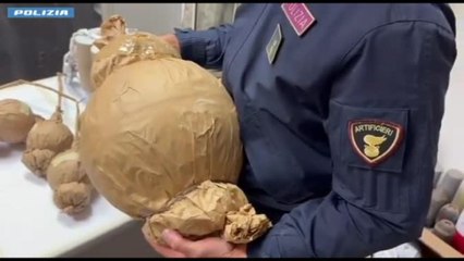 Polizia sequestra "super bomba" di 11,5 chili per botti di Capodanno