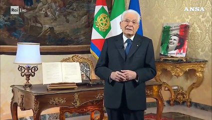 Mattarella ai giovani: "Non rassegnatevi, scegliete il vostro futuro"