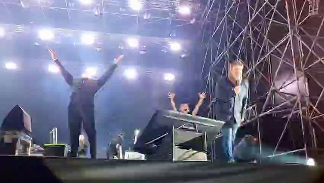 Sassari, gli auguri del sindaco Giuseppe Mascia ai 20mila di piazzale Segni