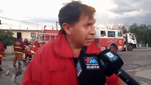 Incendio en la ruta 26: Bomberos confirmaron que el foco se originó en un depósito de garrafas