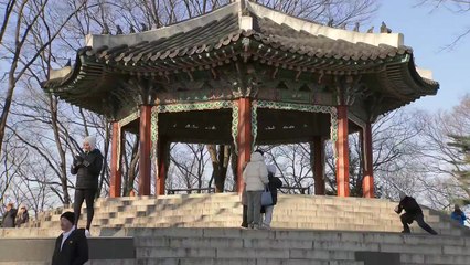 새해 첫날 강추위 기승...남산 시민들 ’북적’ / YTN