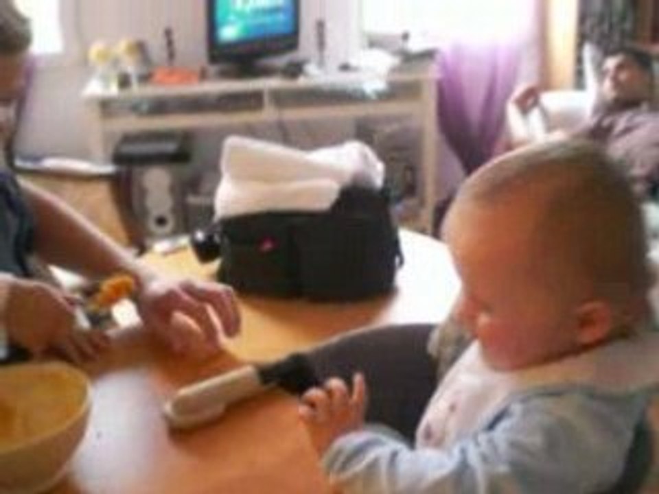 Baptiste s'entraine pour son petit frère