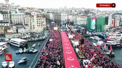 Galata Köprüsü'nden Filistin'e destek sloganları yankılandı