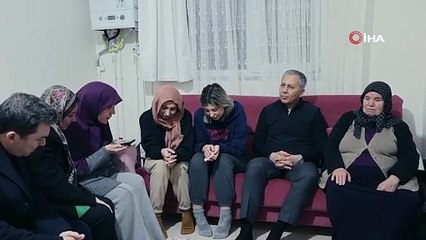 Bakan Yerlikaya, Yalova’da Şehit Polis Yasin Koçyiğit’in Ailesini Ziyaret Etti