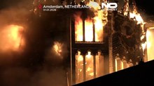 Incêndio destrói igreja histórica no centro de Amesterdão no Dia de Ano Novo