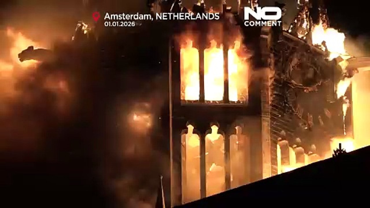 Historische Kirche im Zentrum Amsterdams brannte an Neujahr nieder