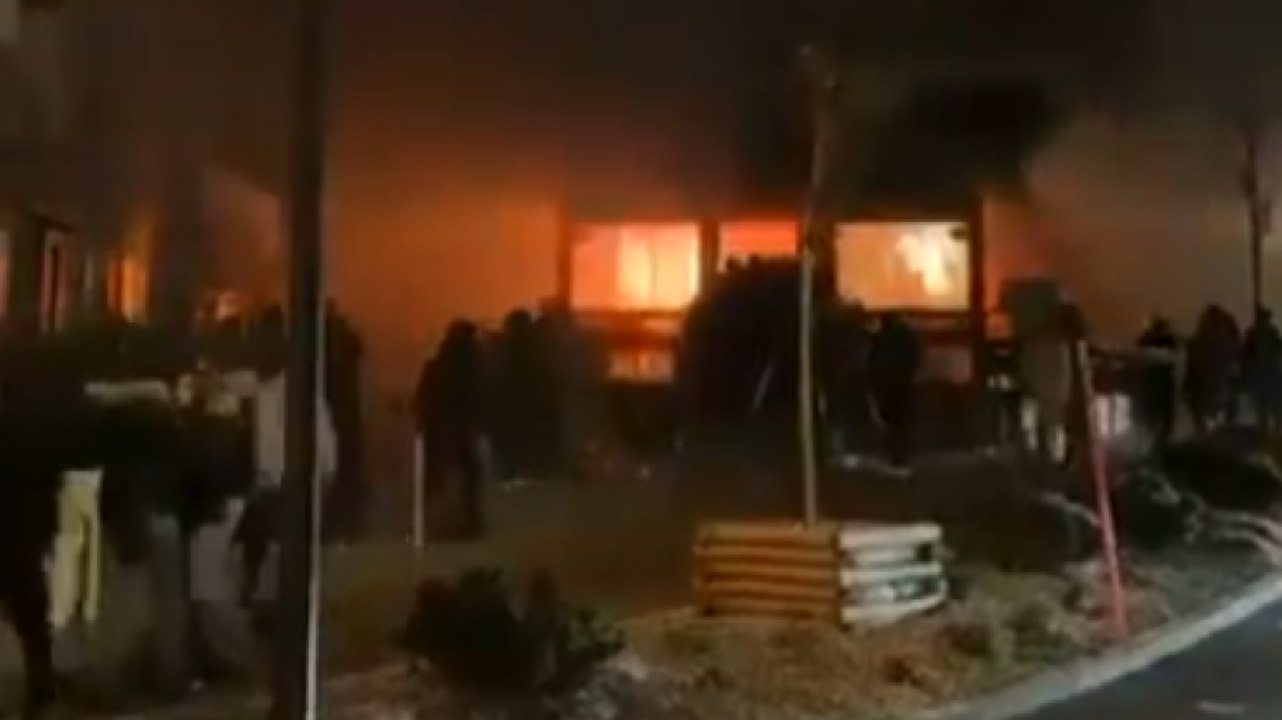 Fiamme e grida: le terribili immagini della tragedia di Crans-Montana