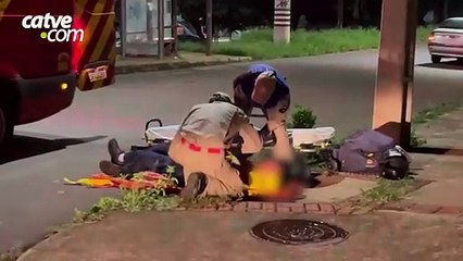 Homem fica ferido após cair de motocicleta no bairro Brasmadeira, em Cascavel