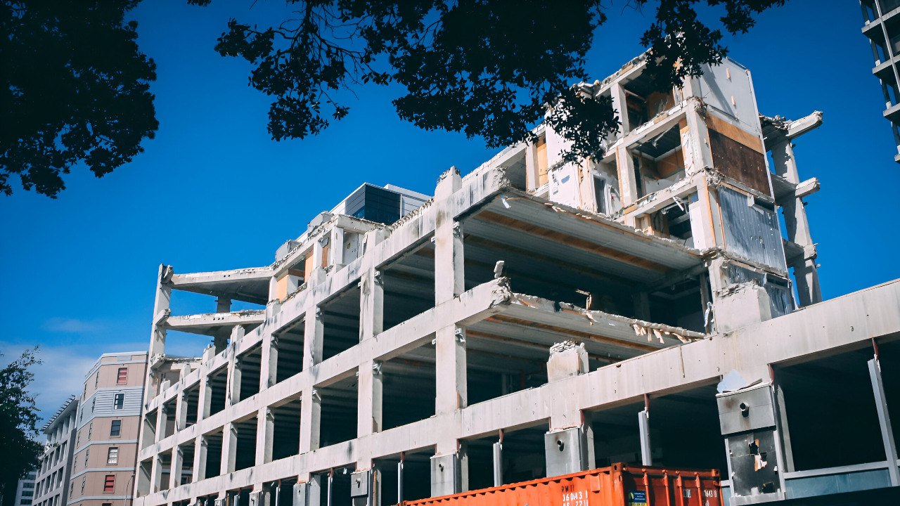 Massive Ritz Construction Implodes—$2B Project Wipes Out 2,000 Jobs Overnight