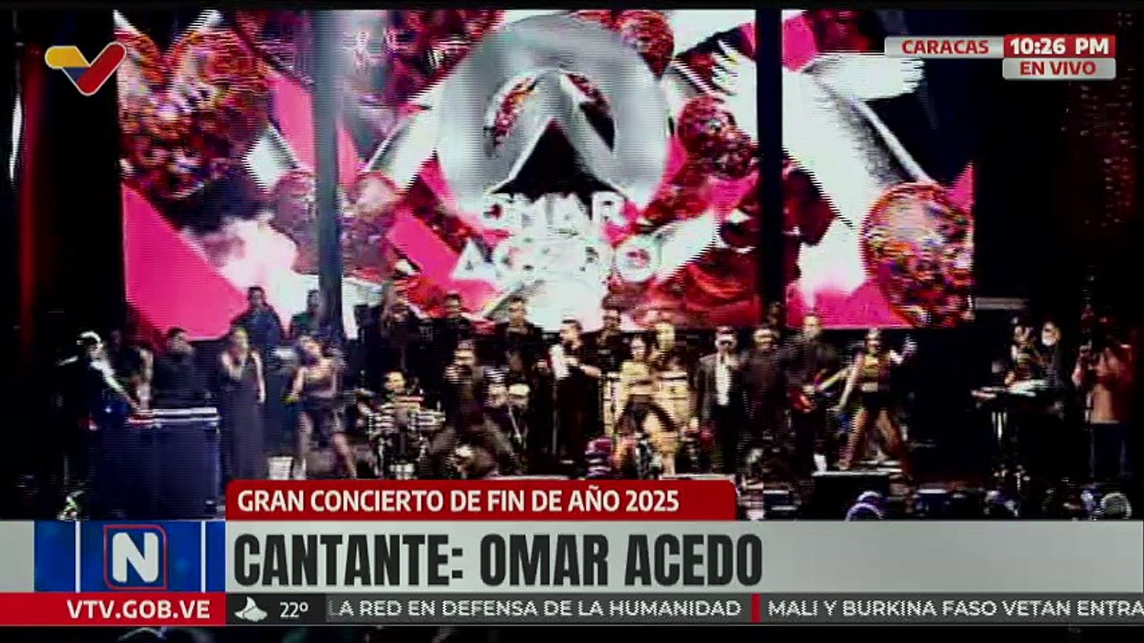 Omar Acedo brinda su actuación junto al pueblo en el concierto del fin de año 2025
