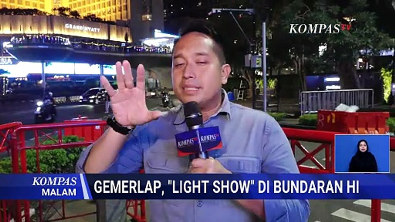 Gemerlap 'Light Show' Bundaran HI Jadi Magnet Wisatawan Berlibur di Jakarta | KOMPAS MALAM