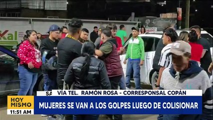 Mujeres se van a los golpes luego de colisionar en Copán