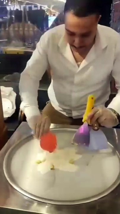 Ice cream roll #youtube #instagram #facebook #facebook #food #instgram #bishoy #chef #cheffood #cheffood