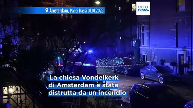 Caos a Capodanno nei Paesi Bassi: due morti, chiesa in fiamme e attacchi alla polizia