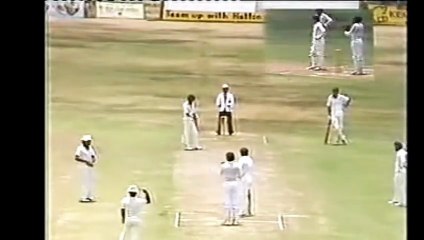 Allan Border 47 Not Out off 88 Balls 145 Mins 2 Fours S.R 53.40 SL vs Aus Ist Test Kandy April 1983