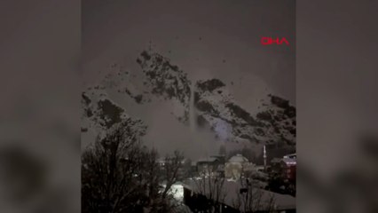 Çığ düşme anı cep telefonu kamerasında