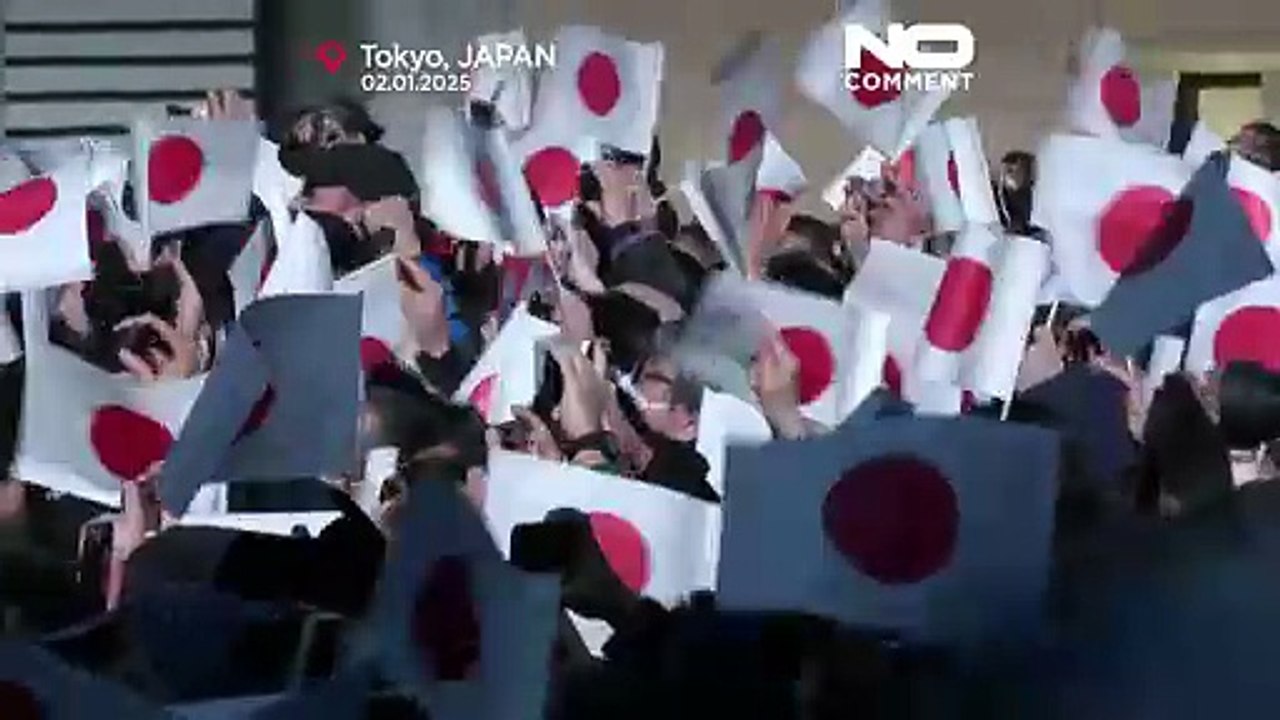 La famille impériale japonaise fait sa traditionnelle apparition au palais pour le Nouvel An