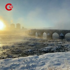 Sivas eksi 19'u gördü, Kızılırmak buz tuttu