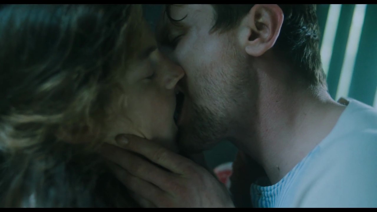 S E X with Emma Corrin and Jack O'Connell - Lady Chatterley's Lover _ HOT romantic Kissing Scene — Connie and Oliver