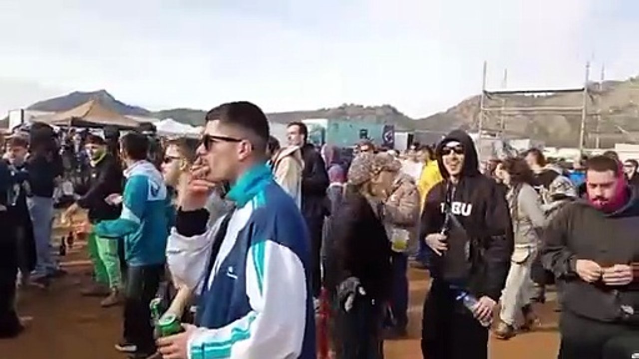 La odisea de miles de raveros para montar la gran rave de Año Nuevo de España