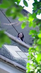 (4) After being adopted, she was indifferent and bullied, and as an adult, she was harassed by her stepmother and fell into a desperate situation.