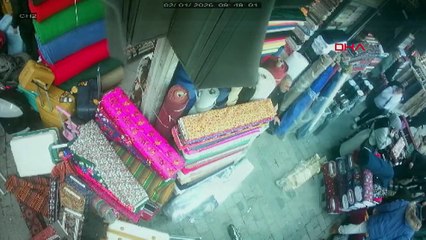 Fren yerine gaza bastı! 4 kişi yaralandı, kaza anı saniye saniye kaydedildi