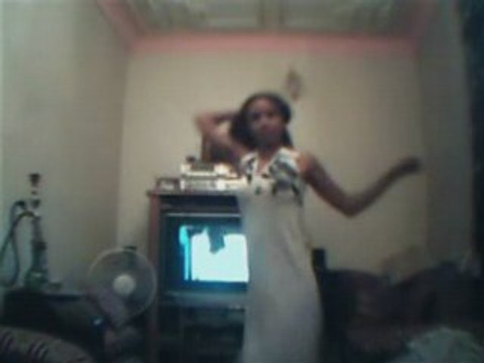 Danse moderne sana plusieur robe