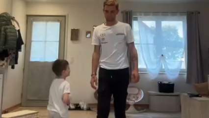 Man ends up in a hilarious situation when his son pulls down his pants