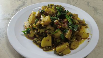 Aloo Sem ki Sabzi | Potato & Flat Beans Curry | Easy Veg Recipe by Foodie