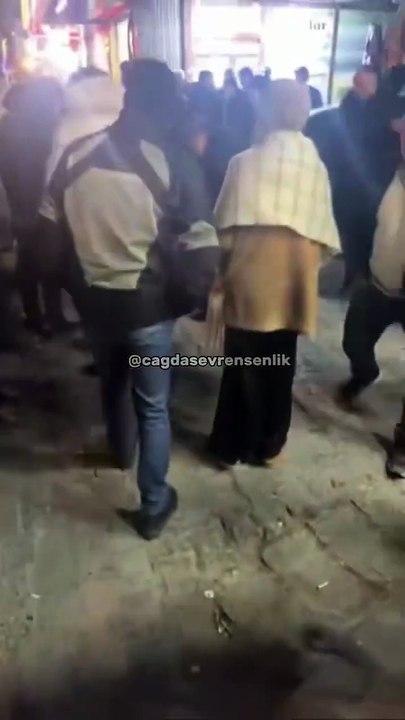 Küçükçekmece’de sokak ortasında silahlı saldırı: 2 ölü, 1 yaralı