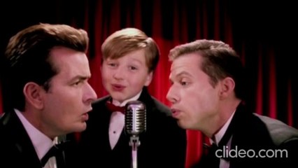 Dos hombres y medio (T2:C17) español latino