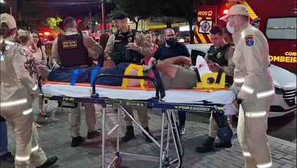 Homem é socorrido pelo Siate após ser agredido na Avenida Brasil