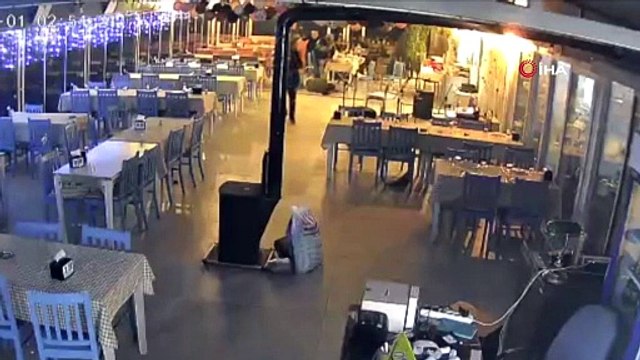 İstediği verilmeyince restoranı kurşunladı: Ölü ve yaralılar var!