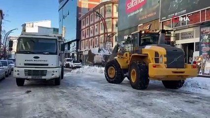 Bingöl’de kar sonrası güneş yüzünü gösterdi