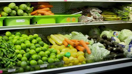 Diners Drive Ins and Dives S54E01