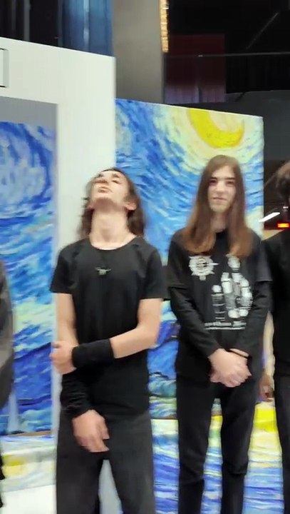 İzmit Lisesi atmosferin tadını çıkaracak: Eğlenmeye geldik!