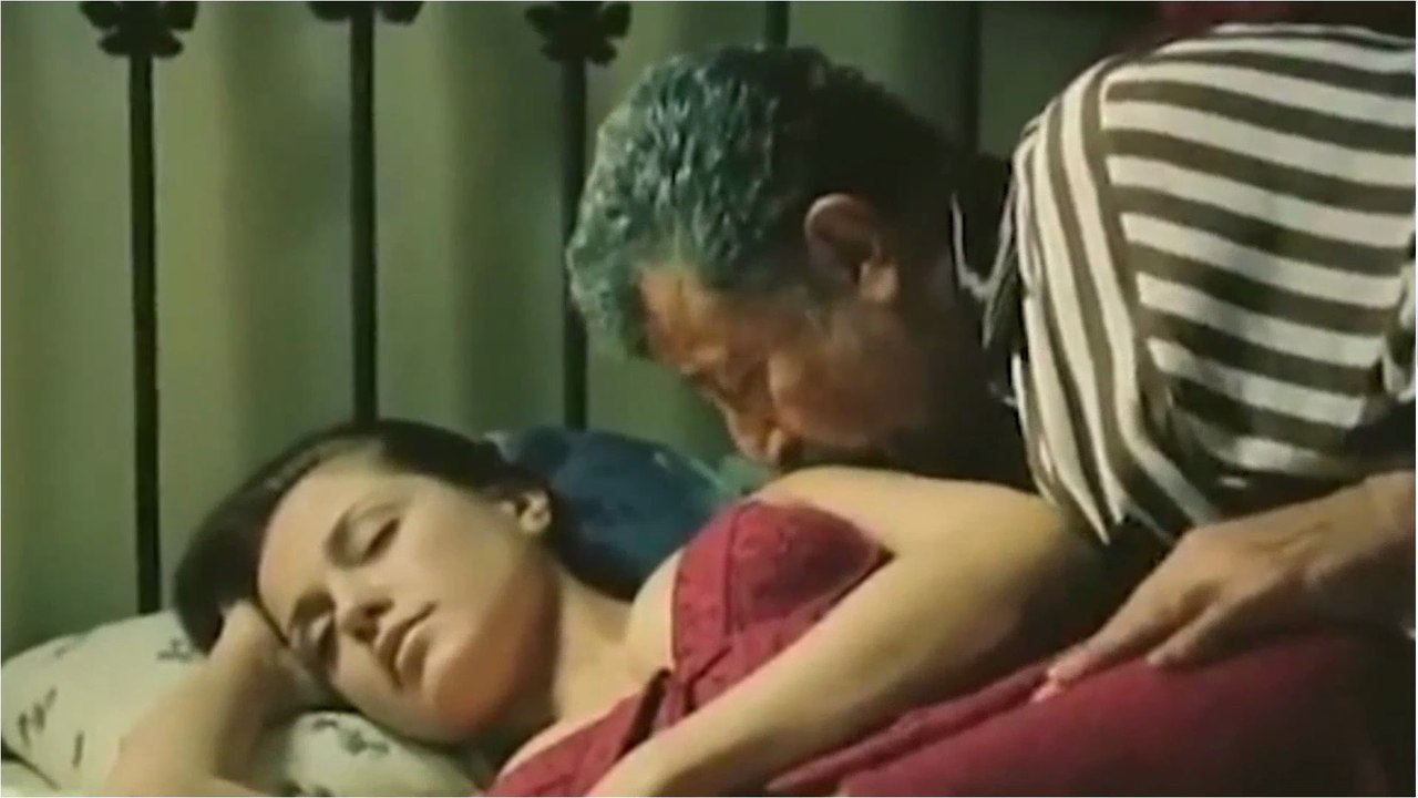 Macun Yiyen Rıza Rus Gelinin Yanında | Rus Gelin Eski Türk Filmi | metinakpınar #komedi #film #sinema #türkfilmi