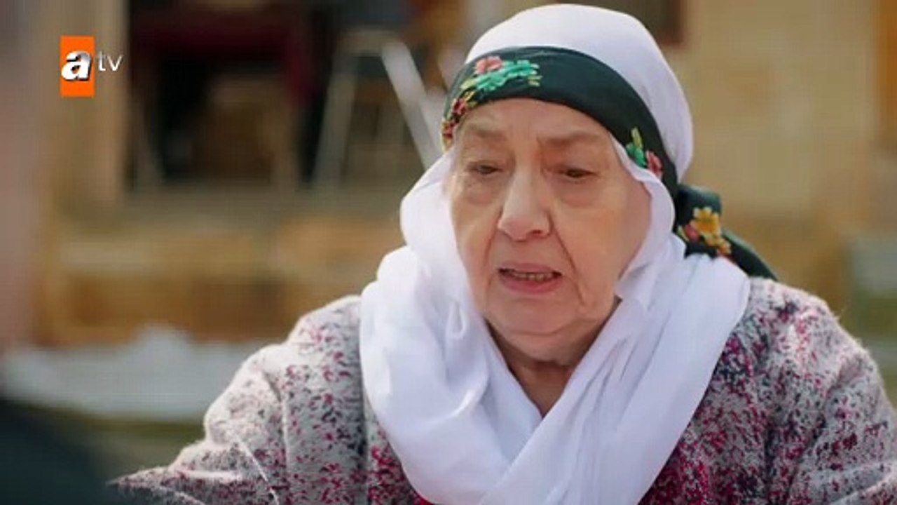 مسلسل زهرة الثالوث - الحلقة 125 | مدبلج | الموس...