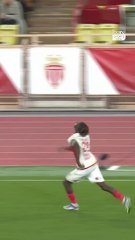 Mamadou Coulibaly was sent off for this incredible agression