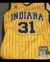 INDUMENTARIA DE LA CALACA MI REGGIE MILLER GRANDE ESOS PARTIDOS VS KNICKS Y LA CELEBRACIÓN DEL CUELLO A SPIKE LEE Y LA PELEA CON KOBE BRYANT ESO NO REGGIE MUY MAL PORTADO NIÑO SU CARNALA HERMANA CHERYL MILLER TRABAJO EN NBA ON TNT