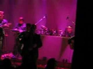 Agapa me tis wres pou mporeis karras