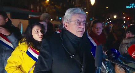 Jean-Luc Mélenchon a exigé hier soir, lors d'une manifestation à Paris, "la libération et le retour immédiat de Nicolás Maduro libre dans son pays"