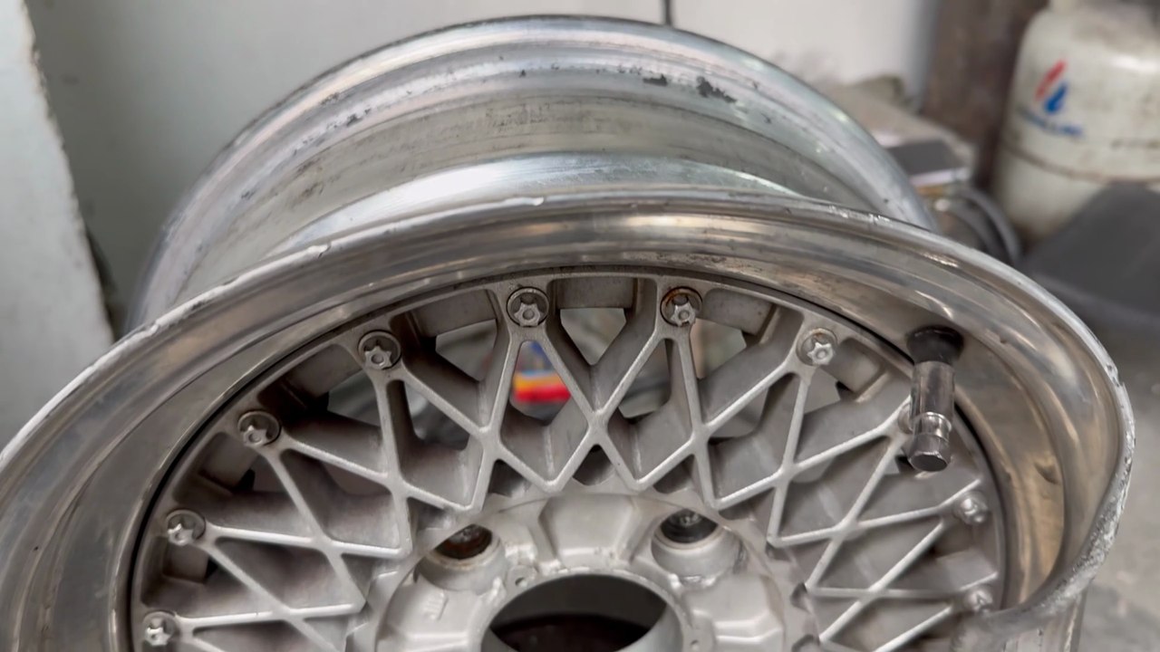 Straightening a Bent Alloy Wheel | Severely Bent Alloy Wheel Repair