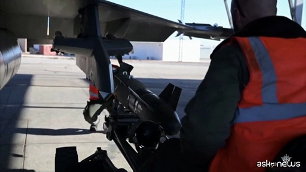 In Siria raid aerei di Francia e Gran Bretagna contro l'Isis