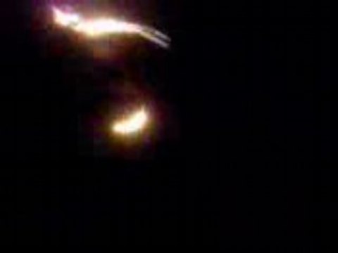 Dieu et baton du diable enflammé