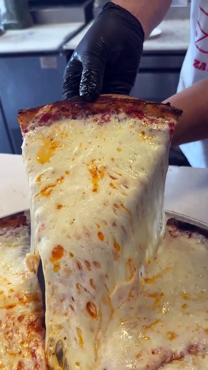 Craziest cheese pull you’ll see today