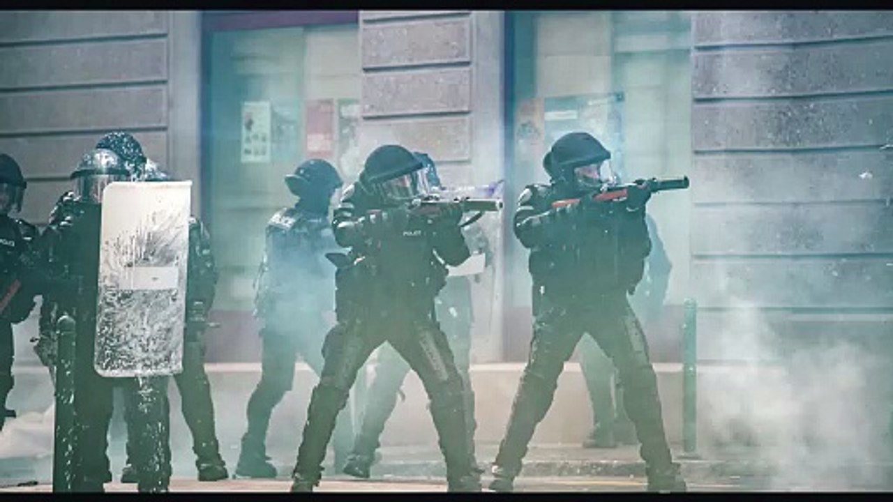 Autour du feu | movie | 2026 | Official Trailer