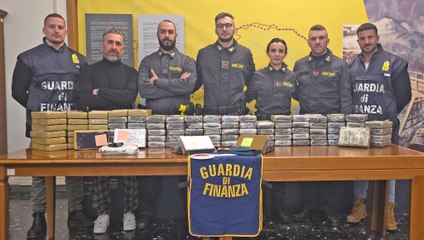 Gorizia, sequestrati oltre 110 chili di cocaina in camion diretto in Slovenia (05.01.26)